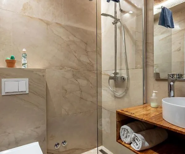 Πανσιόν Angelo Κόπερ